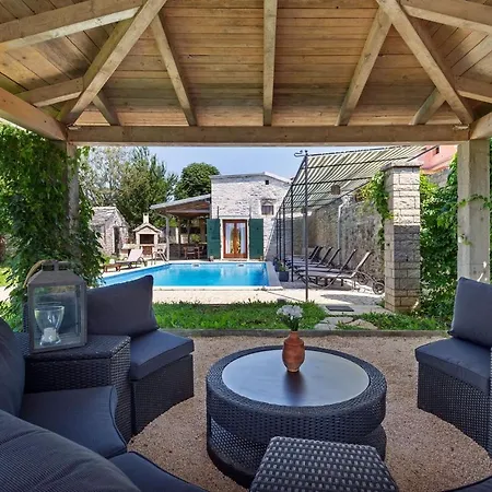 Casa Dea Holiday With Private Pool Villa